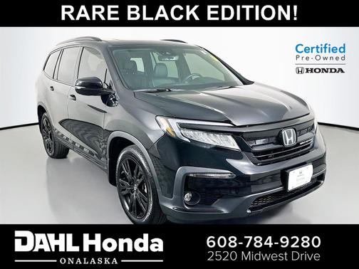 Crystal Black Pearl 2022 Honda Pilot