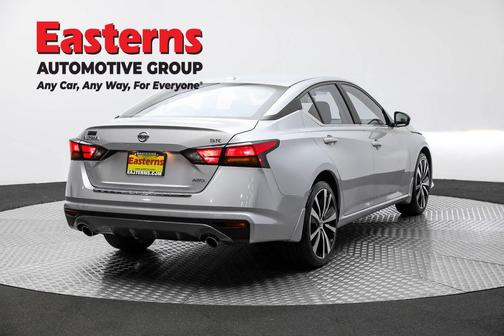 2022 Nissan Altima SR Intelligent AWD
