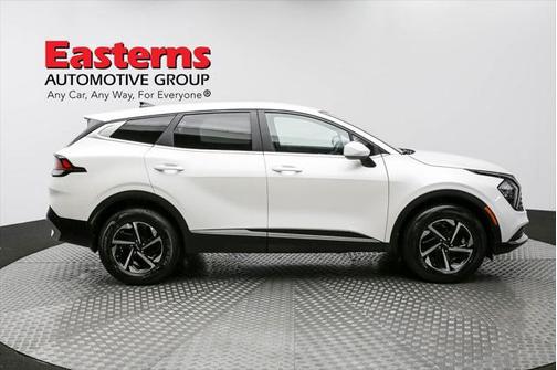 2023 Kia Sportage Hybrid LX