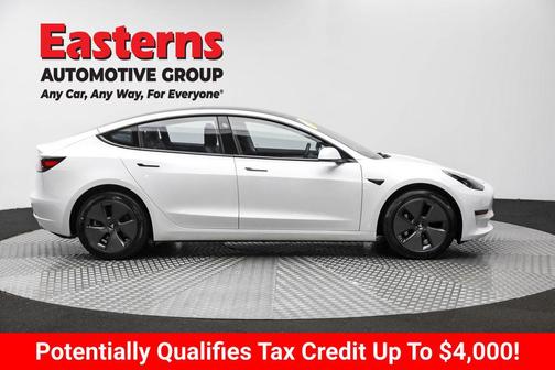 2022 Tesla Model 3 Standard Range