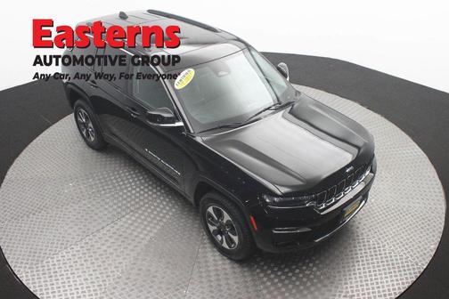 Diamond Black Crystal Pearlcoat 2022 Jeep Grand Cherokee 4xe Base