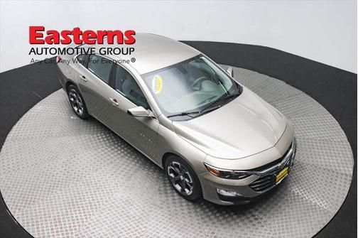 2022 Chevrolet Malibu FWD LT