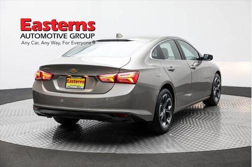 2022 Chevrolet Malibu FWD LT