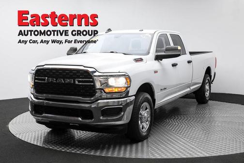 2022 RAM 2500 Tradesman Crew Cab 4x2 8' Box