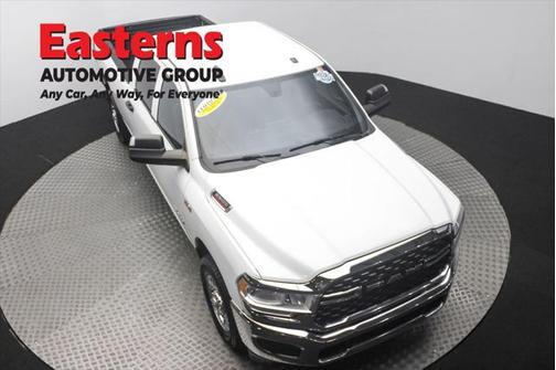 2022 RAM 2500 Tradesman Crew Cab 4x2 8' Box