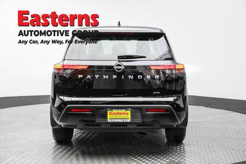 2024 Nissan Pathfinder S 4WD