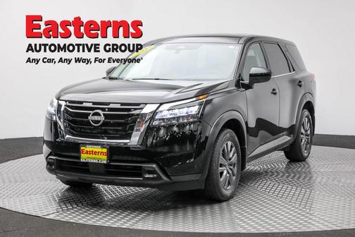 2024 Nissan Pathfinder S 4WD