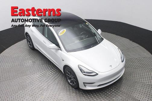 White 2018 Tesla Model 3 Long Range