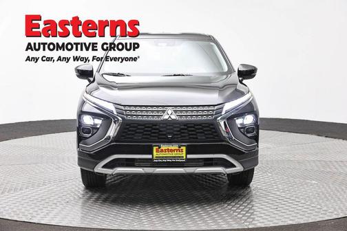 Labrador Black Pearl 2024 Mitsubishi Eclipse Cross SEL