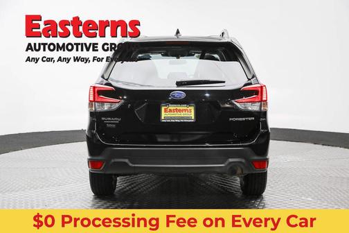 Crystal Black Silica 2023 Subaru Forester Premium