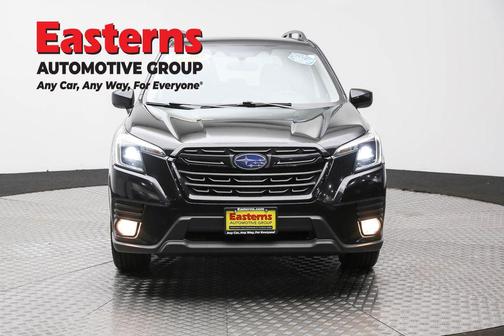 Crystal Black Silica 2023 Subaru Forester Premium