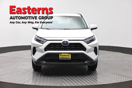 Ice Cap 2023 Toyota RAV4 Hybrid LE
