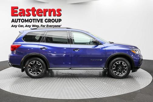 2020 Nissan Pathfinder SL 4WD