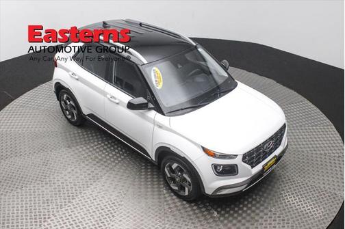 2022 Hyundai VENUE Limited