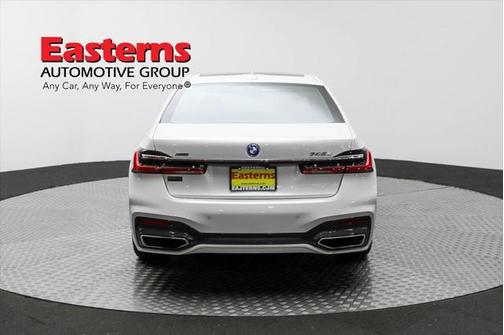 2022 BMW 745e xDrive