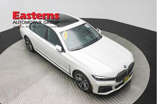 2022 BMW 745e xDrive