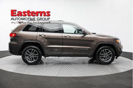 2020 Jeep Grand Cherokee Laredo