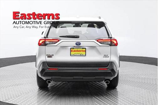 2020 Toyota RAV4 Hybrid XLE
