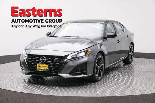 2023 Nissan Altima SR FWD