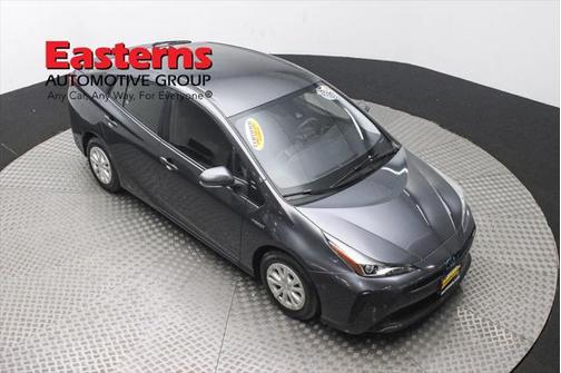 2022 Toyota Prius LE