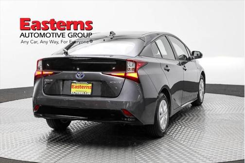 2022 Toyota Prius LE