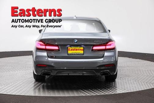 2022 BMW 530 i xDrive