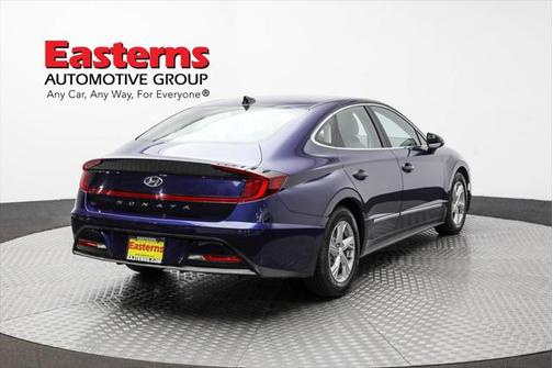 2022 Hyundai SONATA SE