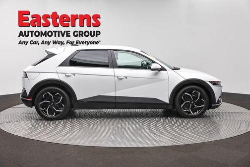 Atlas White 2024 Hyundai IONIQ 5 SE