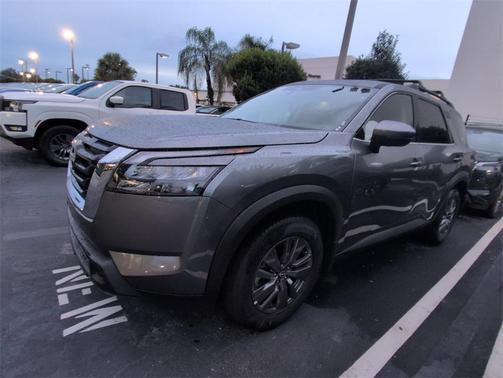 2025 Nissan Pathfinder SV FWD