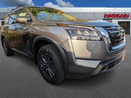2025 Nissan Pathfinder SV FWD