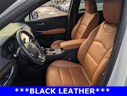 2022 Cadillac XT4 Premium Luxury