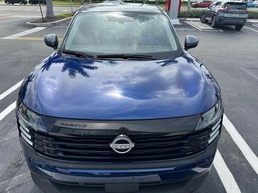 Deep Blue Pearl/Gun Metallic 2025 Nissan Kicks SV