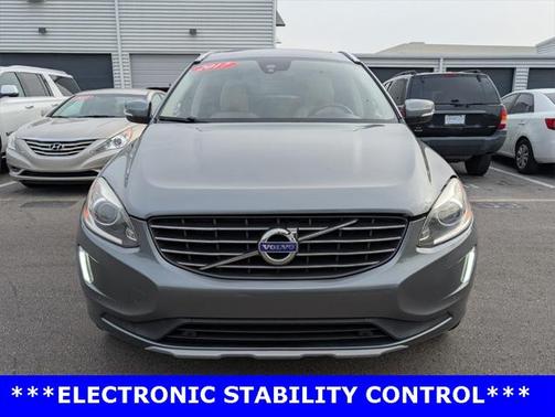 2017 Volvo XC60 T6 Inscription