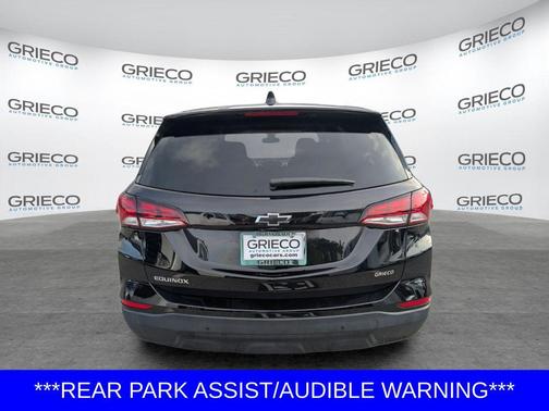 Mosaic Black Metallic 2022 Chevrolet Equinox LS