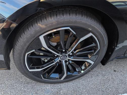2025 Nissan Altima SR FWD