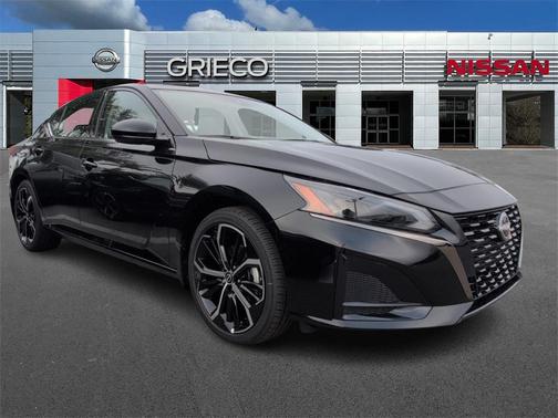2025 Nissan Altima SR FWD