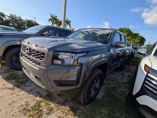 2025 Nissan Frontier SV