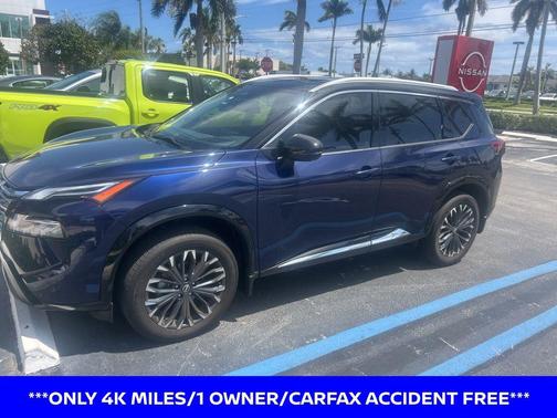 Deep Ocean Blue Pearl/Super Black 2024 Nissan Rogue Platinum
