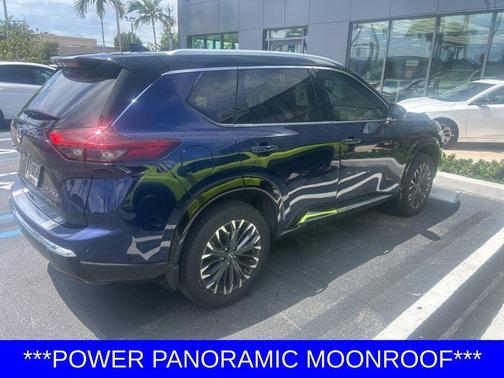 Deep Ocean Blue Pearl/Super Black 2024 Nissan Rogue Platinum