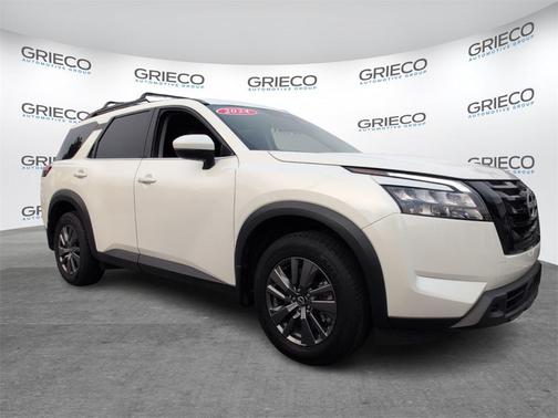 2024 Nissan Pathfinder SV FWD