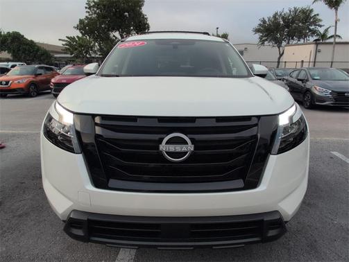 2024 Nissan Pathfinder SV FWD