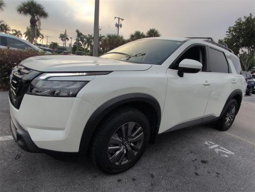 2024 Nissan Pathfinder SV FWD