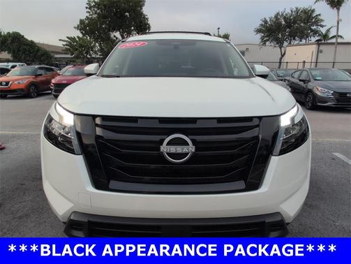 2024 Nissan Pathfinder SV FWD