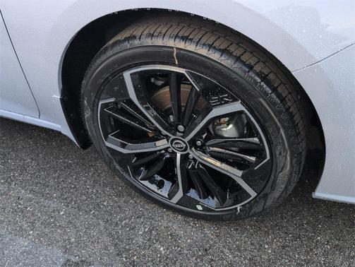 2025 Nissan Altima SR FWD