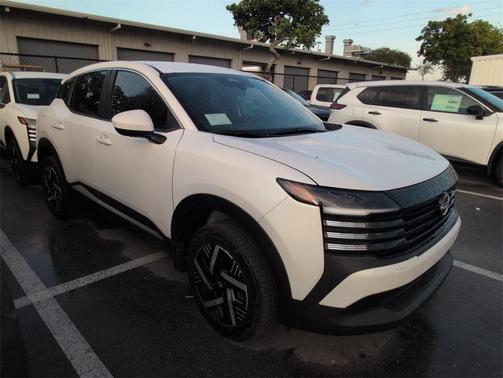 2025 Nissan Kicks SV