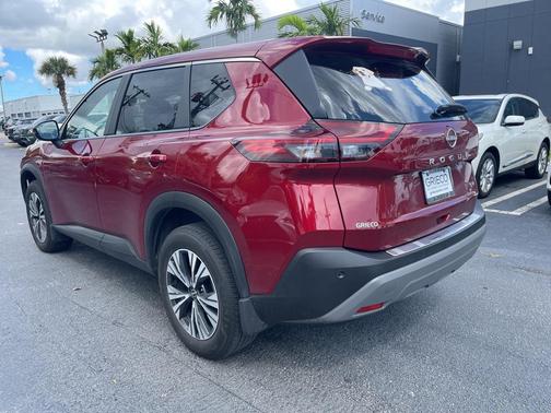 2022 Nissan Rogue SV