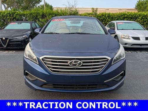 2017 Hyundai SONATA SE