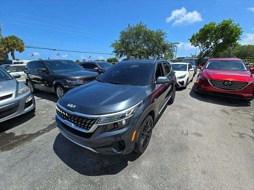 2022 Kia Seltos Nightfall Edition