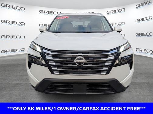 Everest White Pearl 2024 Nissan Rogue SV