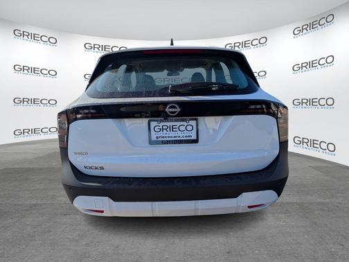 Fresh Powder 2026 Nissan Kicks S
